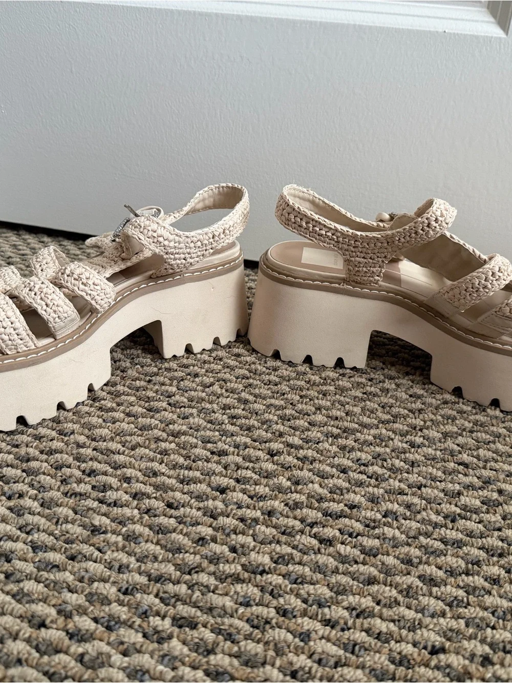 Dolce Vita Cream Woven Platform Sandal - Picture 7 of 8